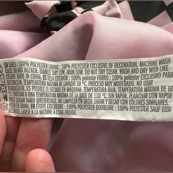 Forever 21 Pink and Black Checkered Quarter Zip Windbreaker Hoodie size Small - Picture 2 of 3